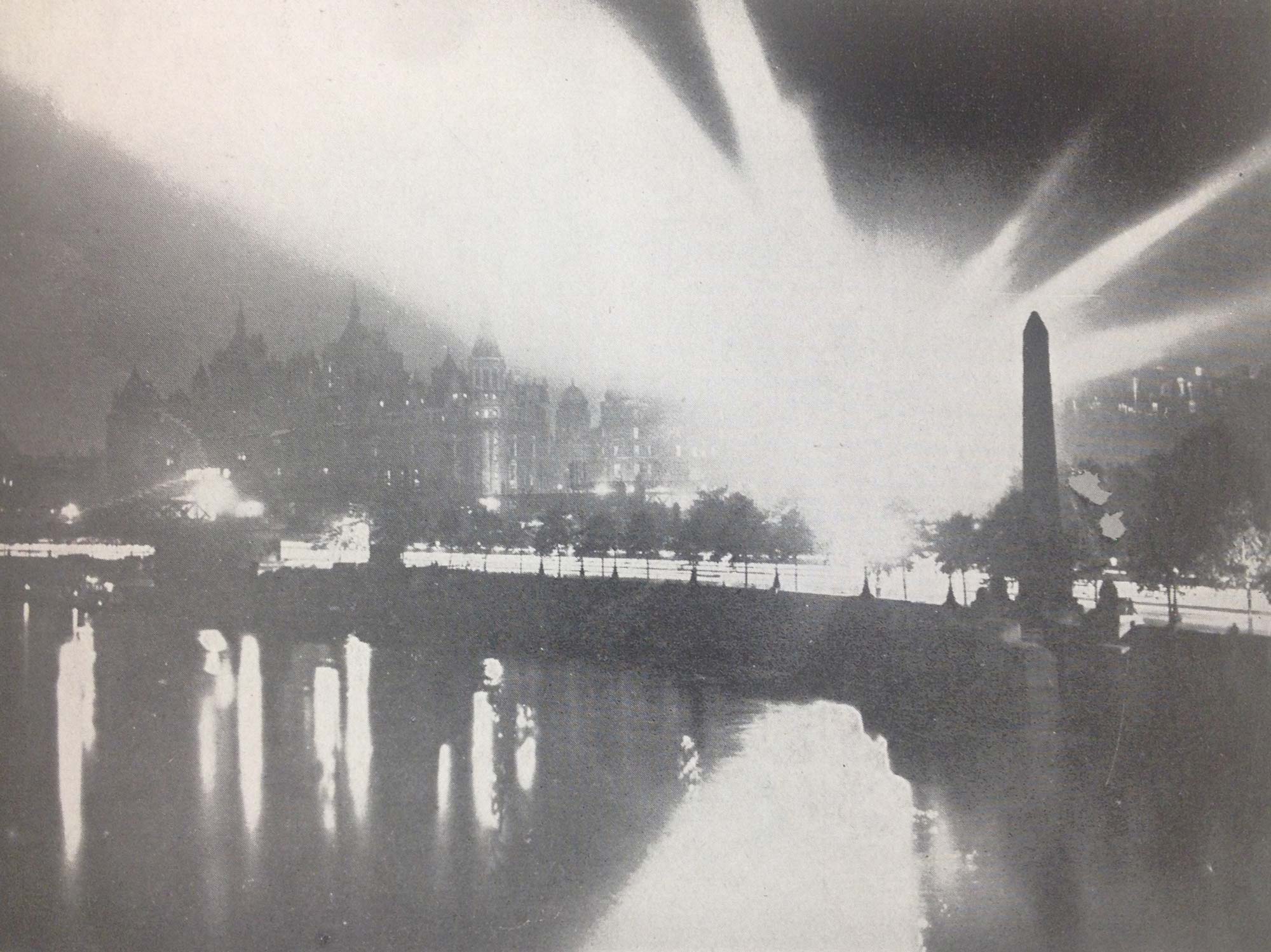 Zeppelin invasion in England