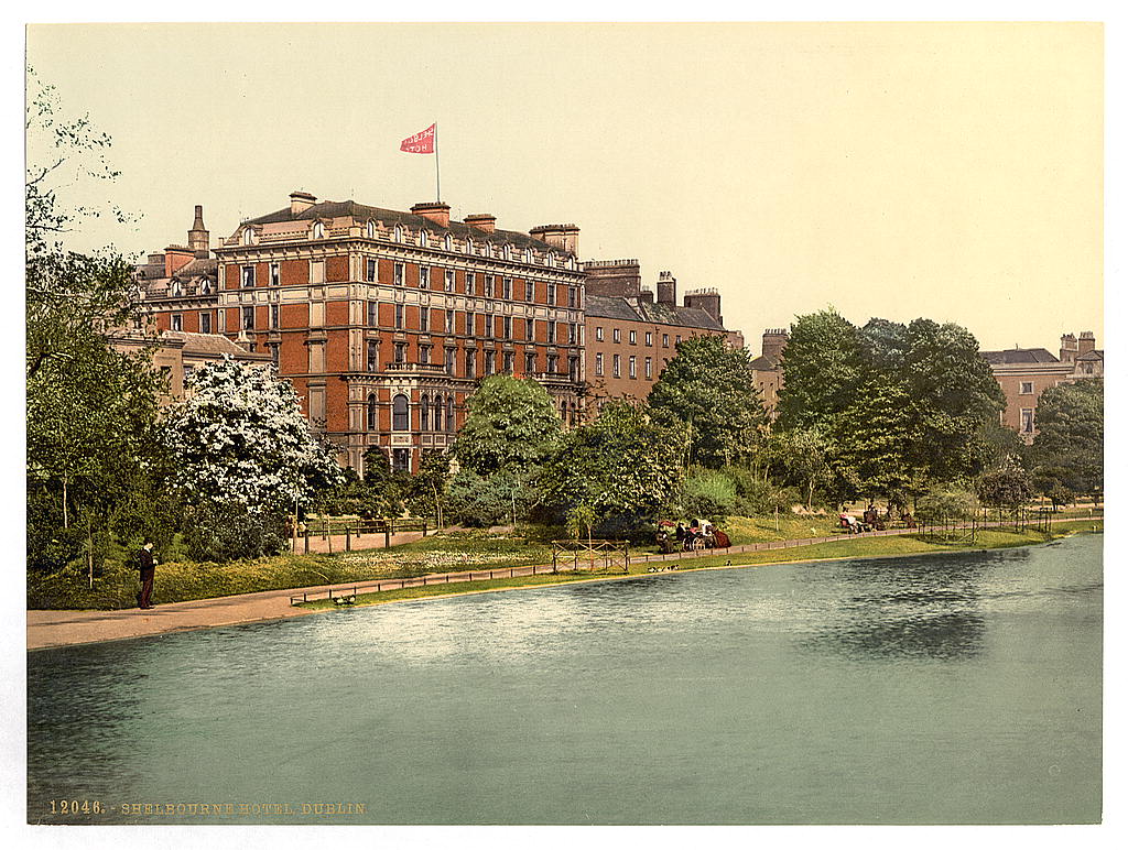 Sites of 1916: St Stephen’s Green and the Royal College of Surgeons