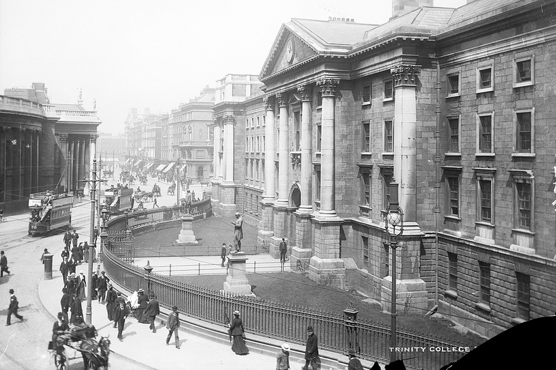 Large group of Volunteers march through Dublin