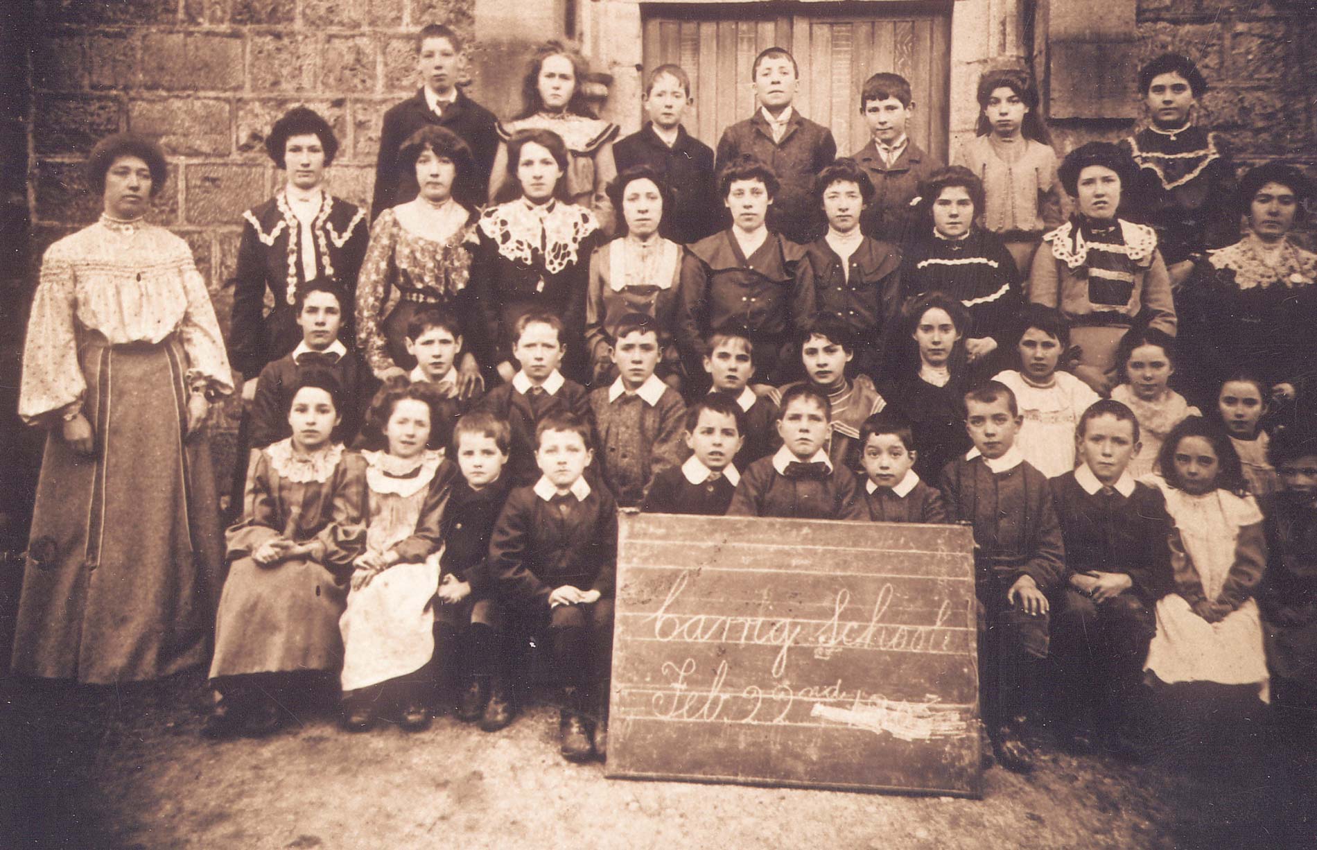 Classroom Bolsheviks - Pay, Politics & Ireland’s National Teachers
