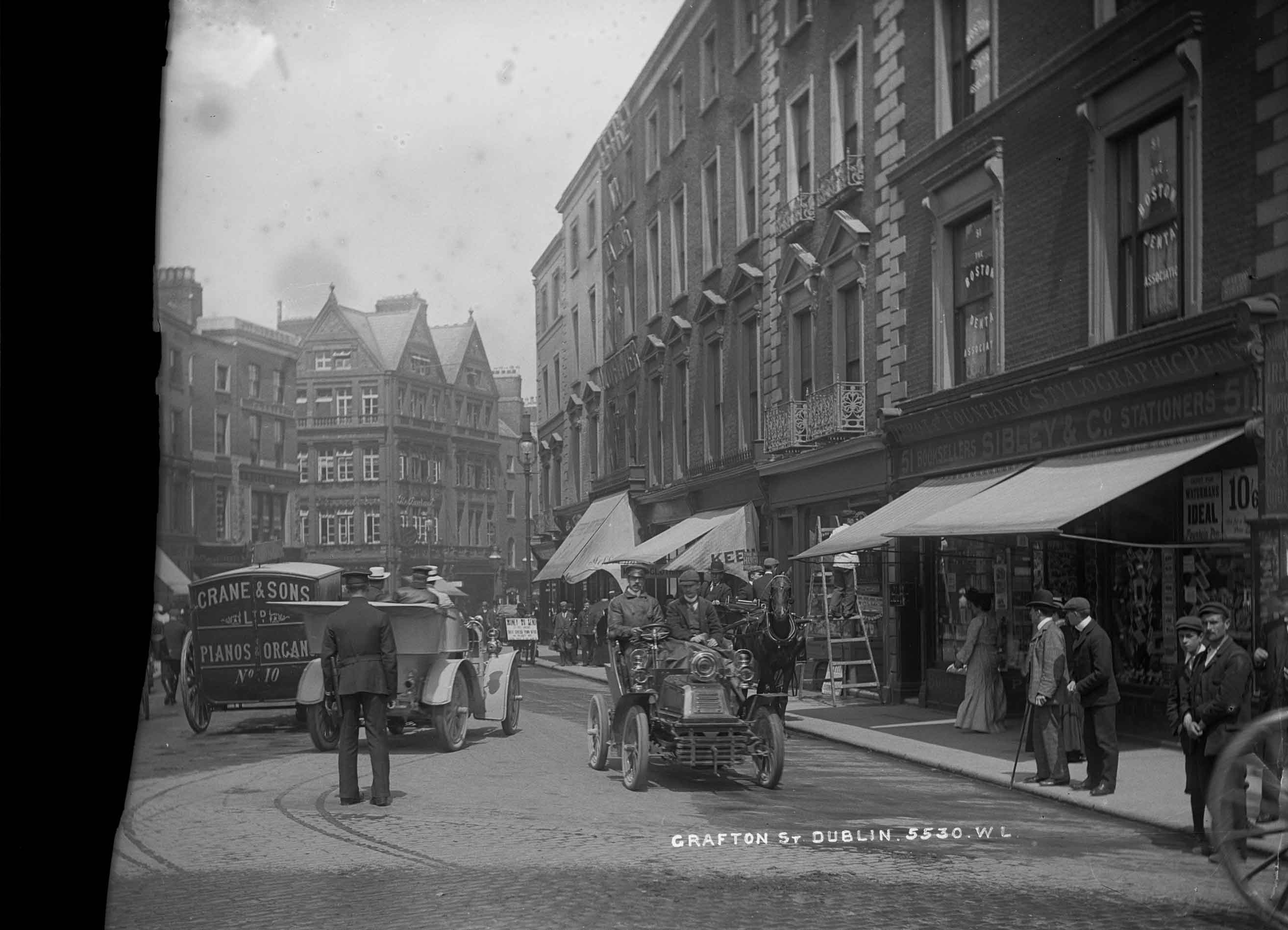 Dublin streets like Grafton St were packed with shoppers in the lead up to Christmas
