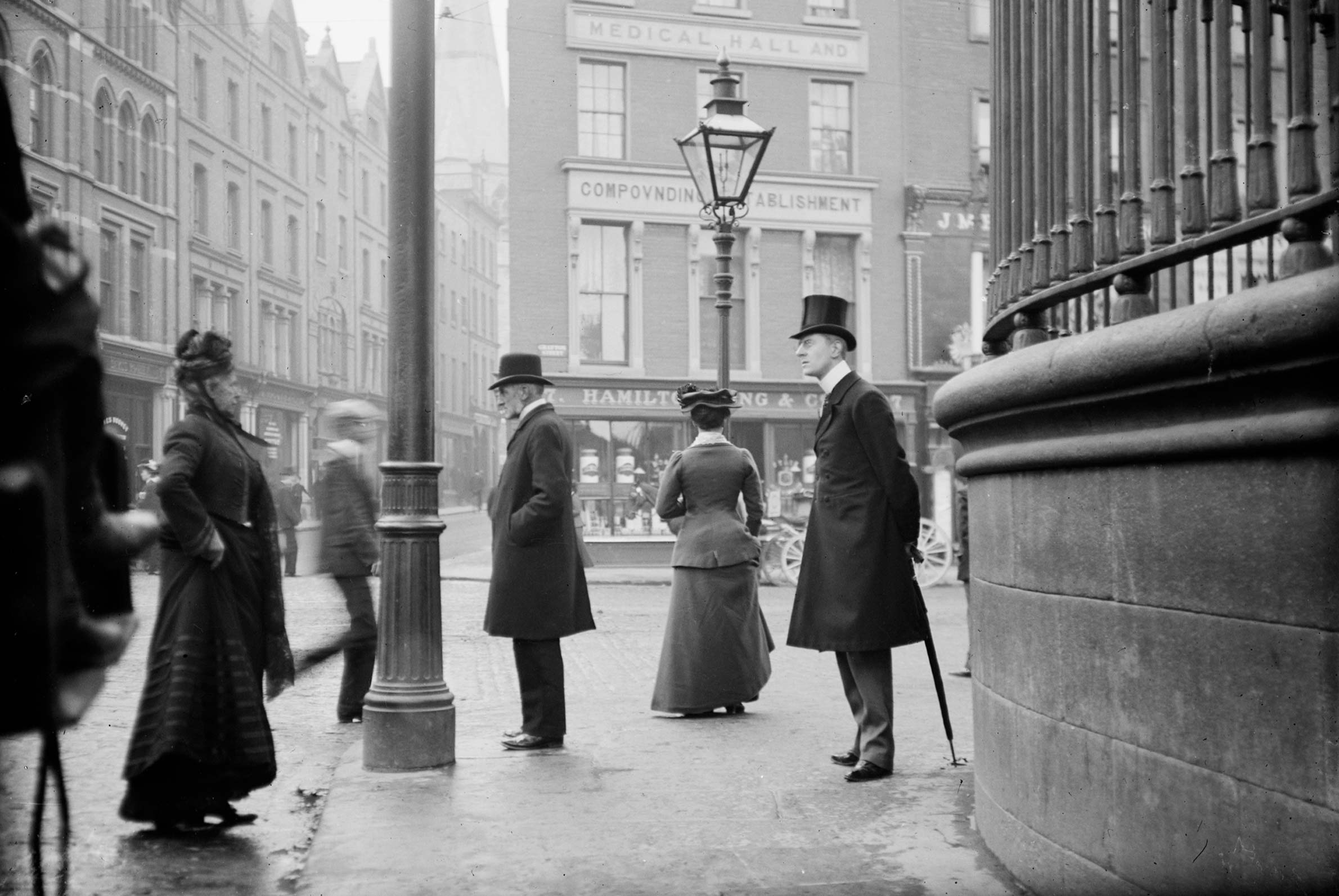 Policeman shot dead on Dublin’s Grafton Street