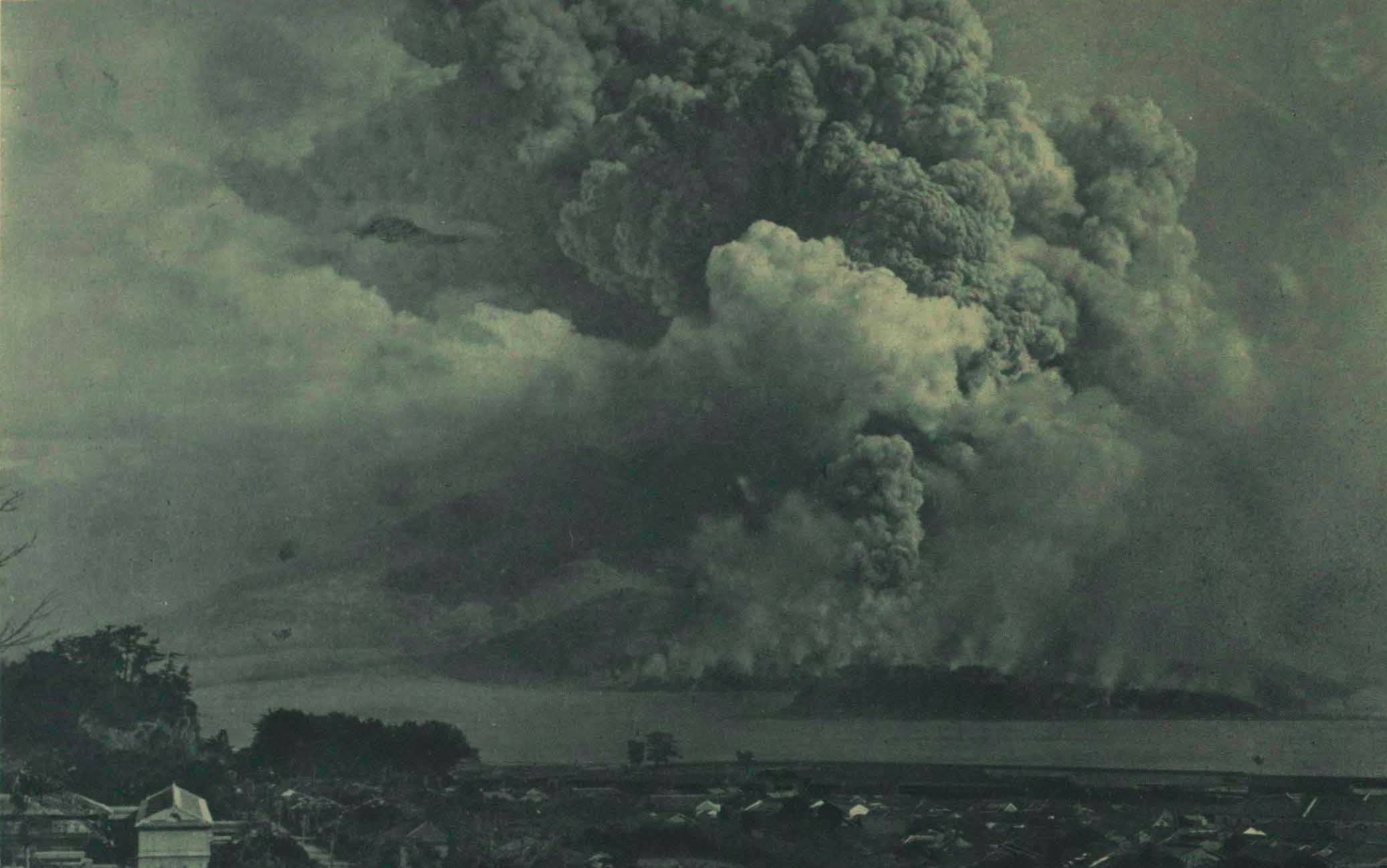 Volcanic eruption in Japan
