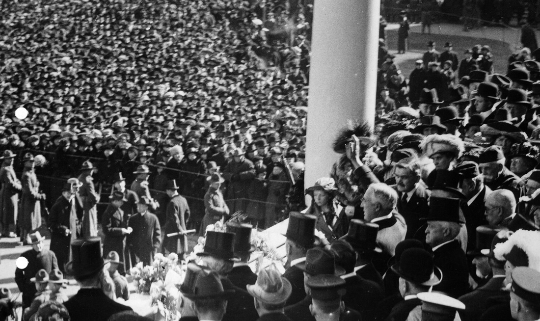 Warren Harding inaugurated as 29th U.S. President and says he will put America first