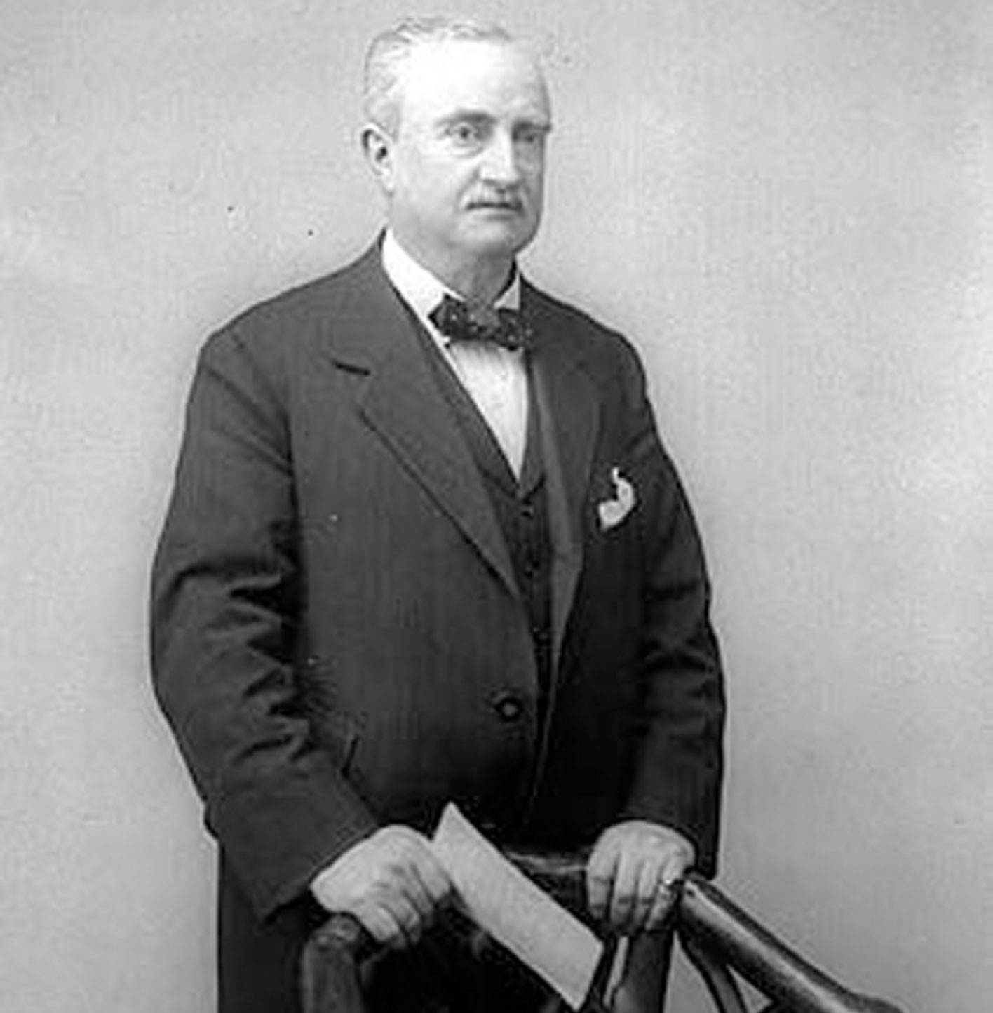 John Redmond calls to Downing Street