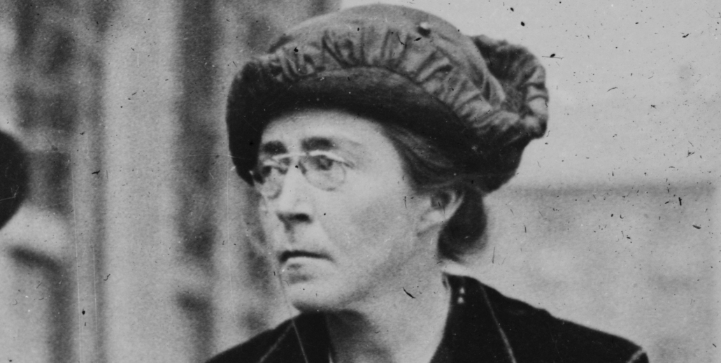 Hanna Sheehy Skeffington calls on Dáil Éireann to allow women vote on same terms as men