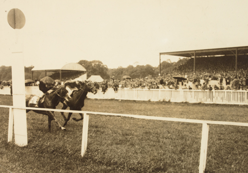 The ban on amusements and sport did not prevent the staging of this horse racing meeting at Mallow, Co. Cork on 16 March 1923