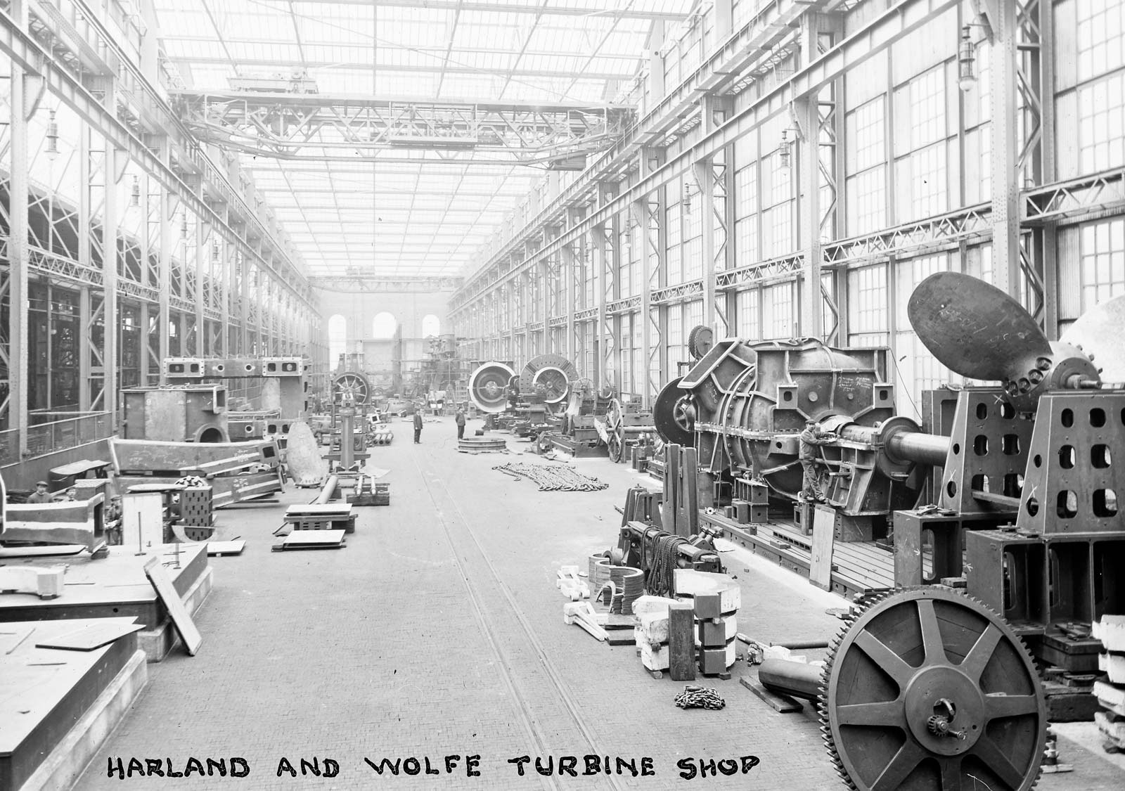 Some expelled workers return to Belfast shipyards amidst general decline in shipbuilding