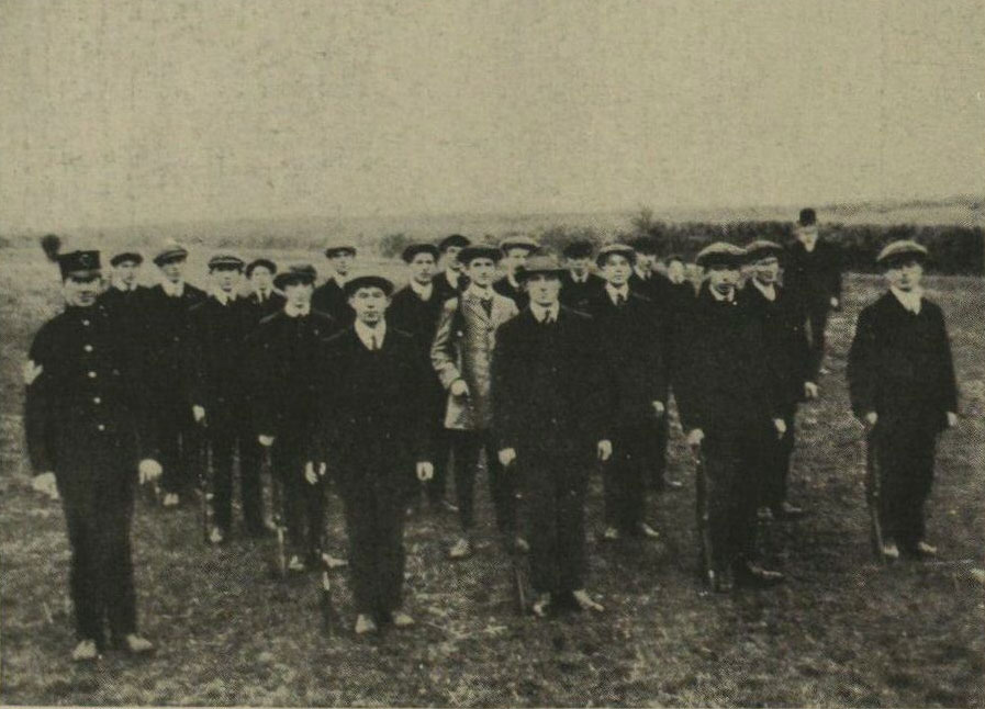 130,000 men in Irish Volunteers