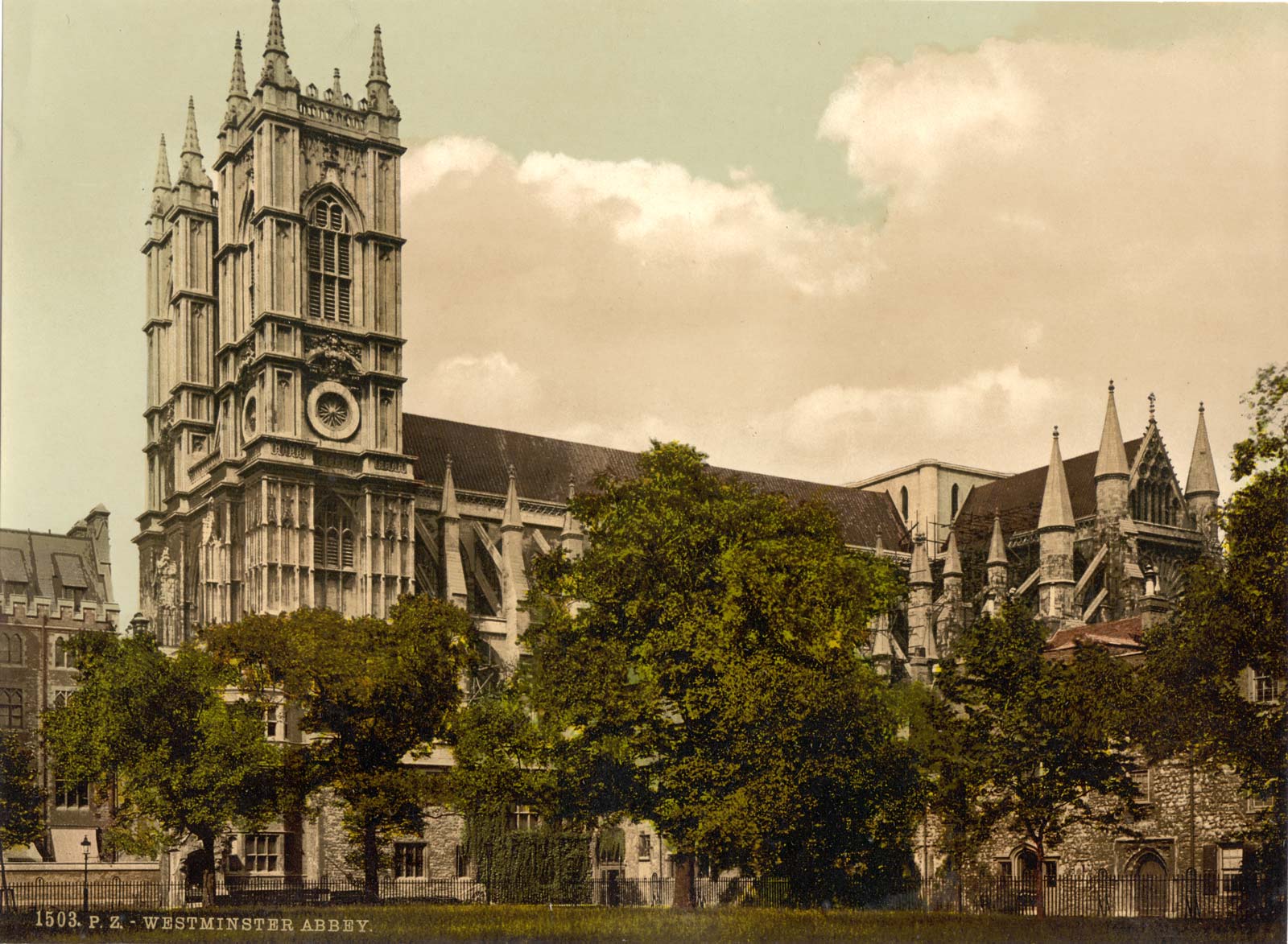 Suffragettes bomb Westminster Abbey