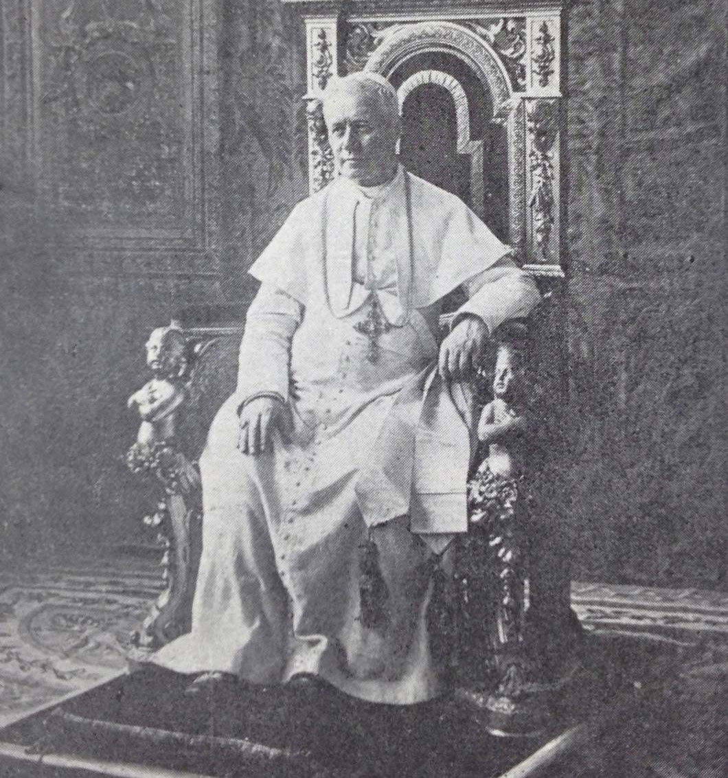 Pope Pius X dies