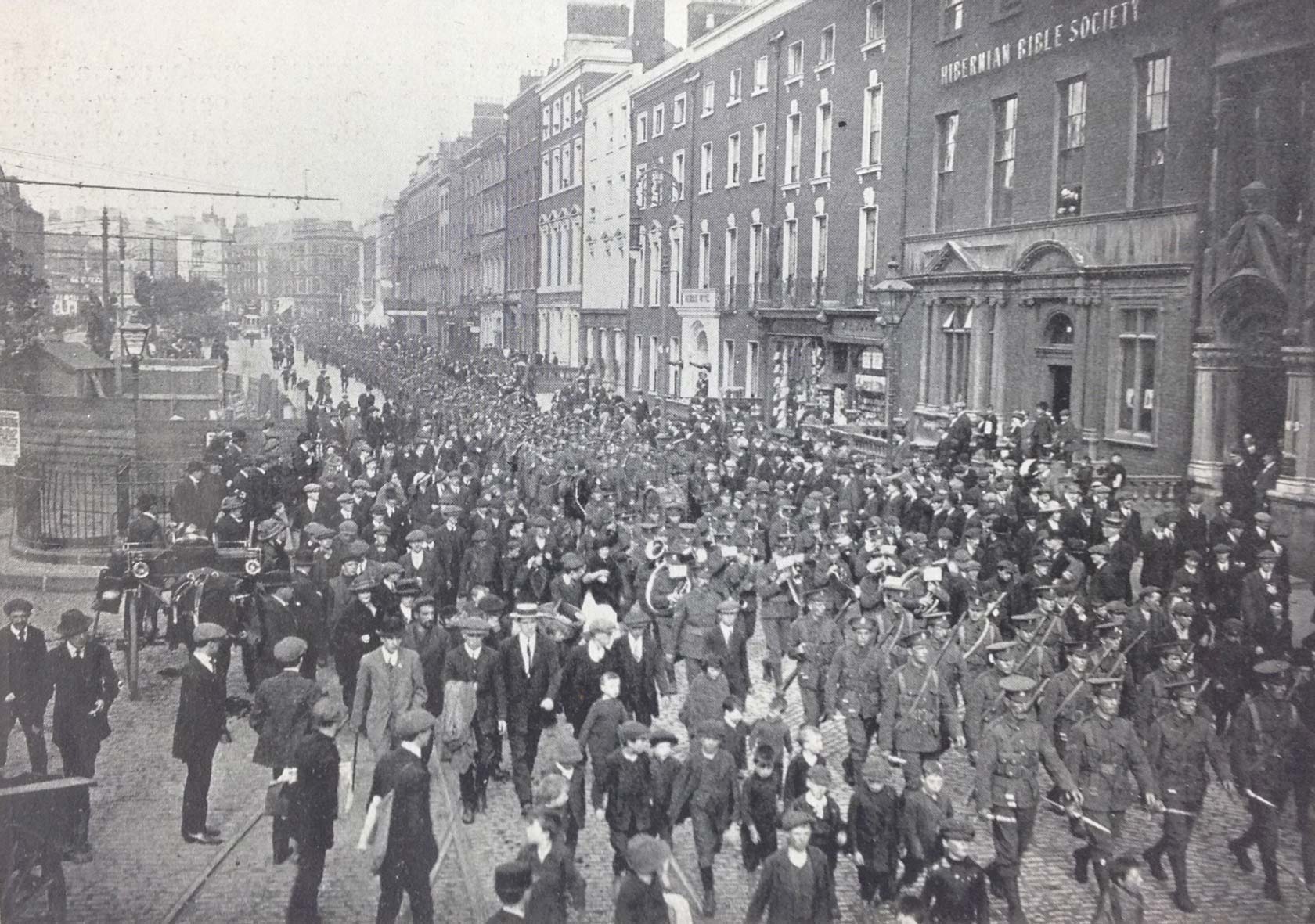 Irish couple has four sons fighting in the war