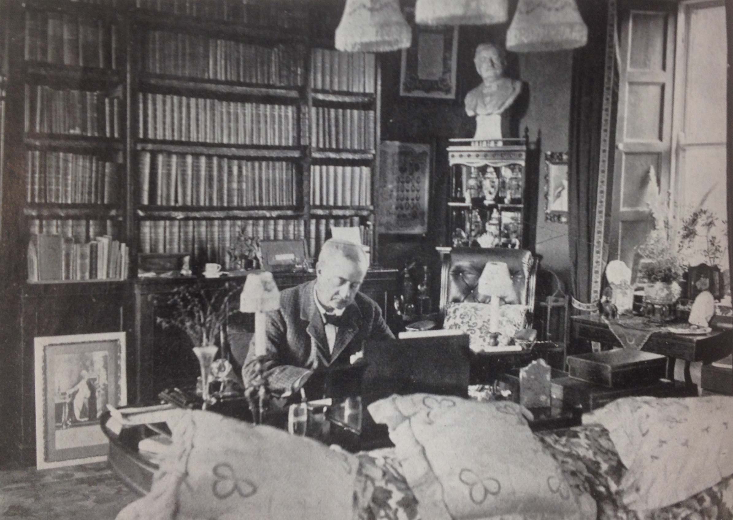 Redmond appeals to Irish catholics to come to the aid of Belgium
