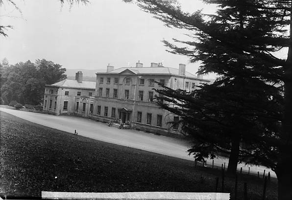 German officers escape from Welsh prison camp