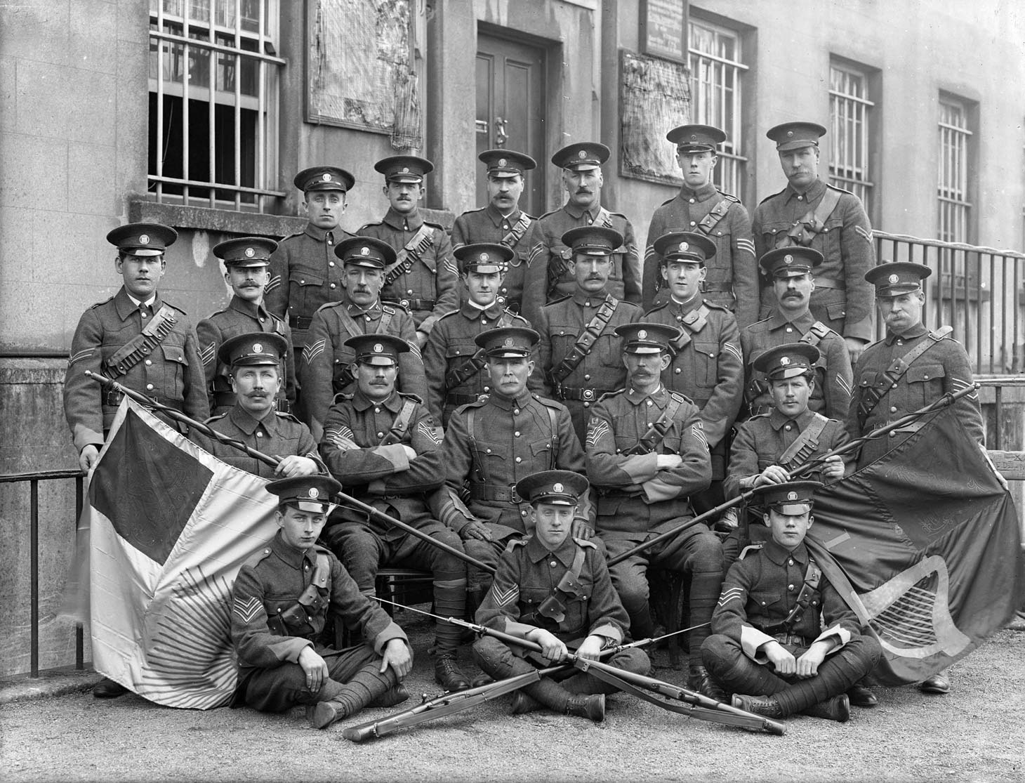 200,000 people cheer on Redmond's Volunteers in Dublin
