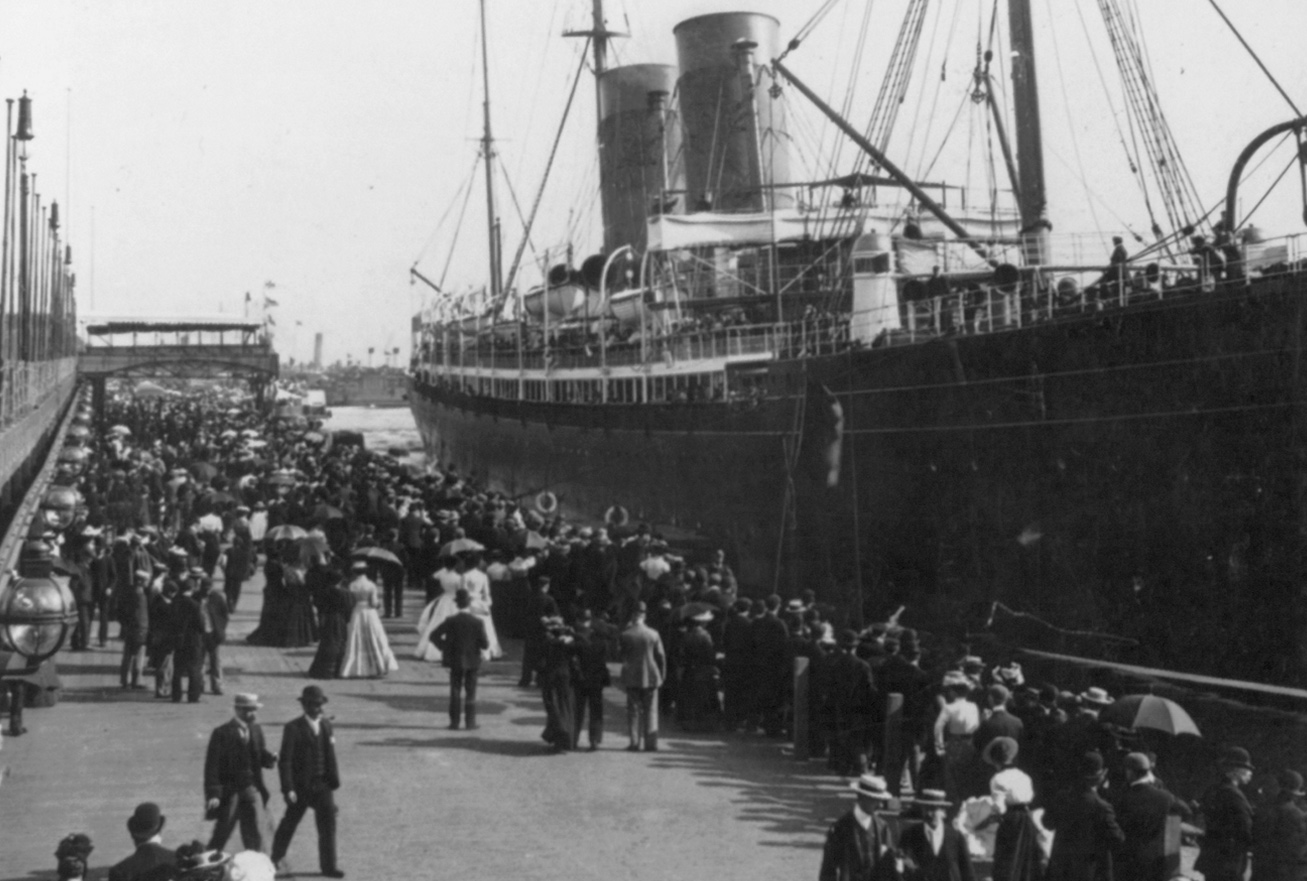 Irishmen emigrating instead of enlisting condemned