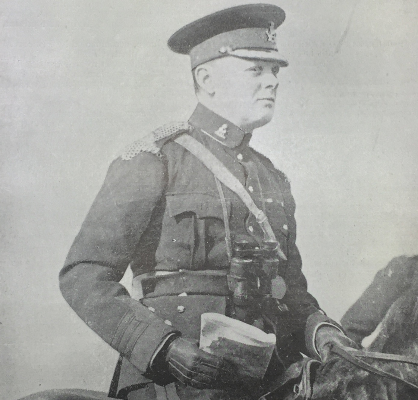 Churchill resigns from the Cabinet