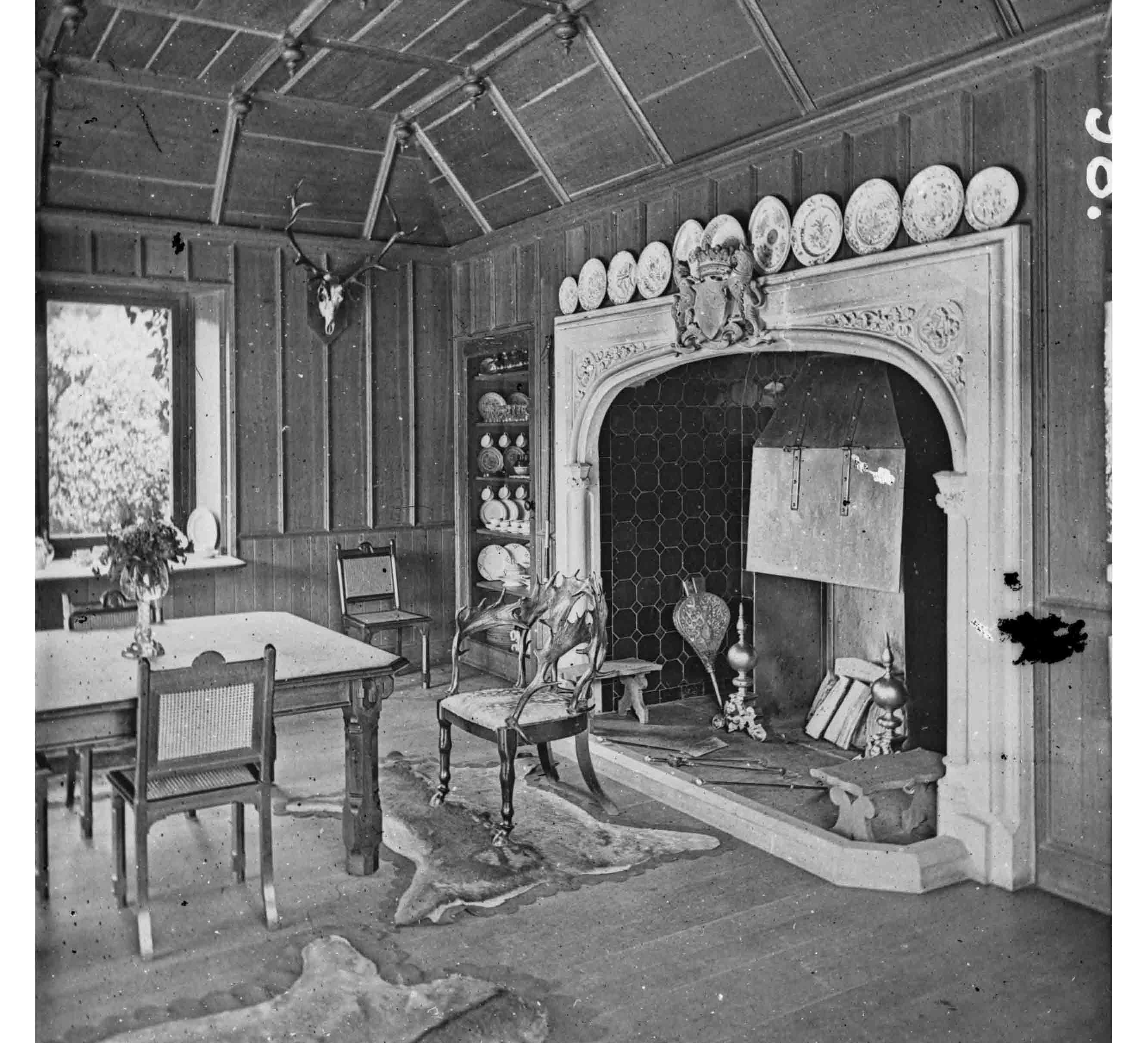 Fire destroys Lord Kenmare’s residence