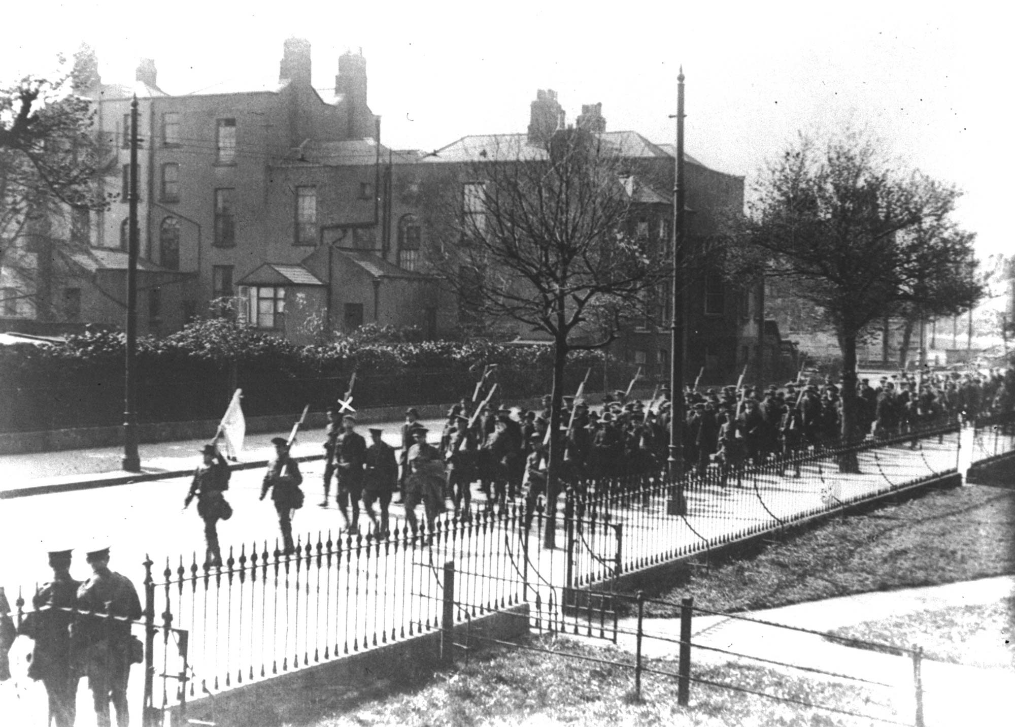 Echoes of the Rising as Irish firebrands arrested and deported