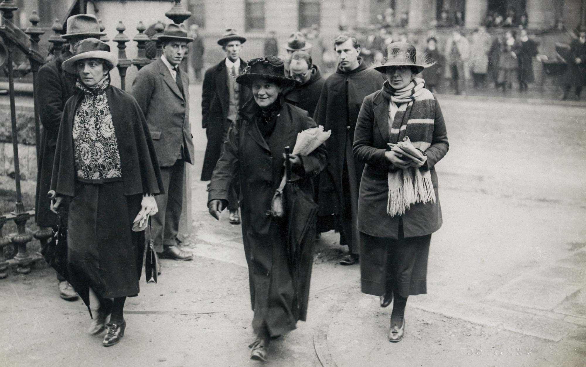5 February 1922: Cumann na mBan Opposes the Anglo-Irish Treaty