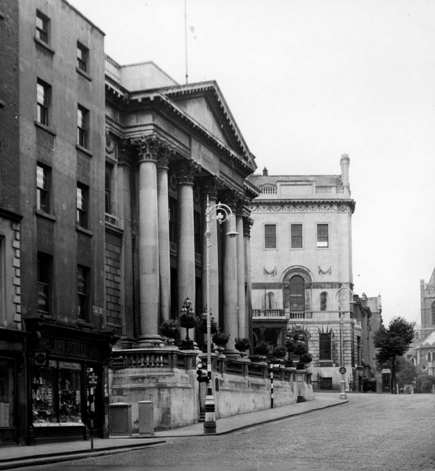 Sites-gall-city-hall-bmh